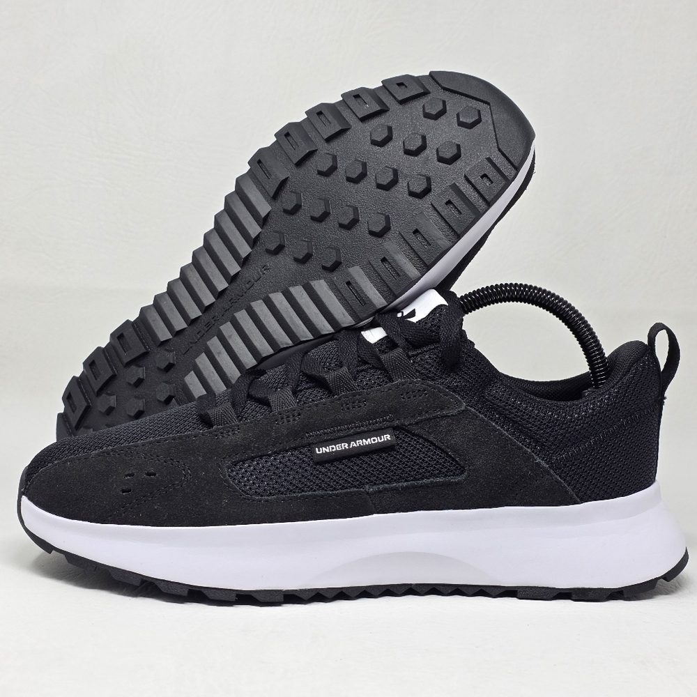 Under Armour Street Mirage Black White Women Size 10.5 Sneakers 3028379-003 New
